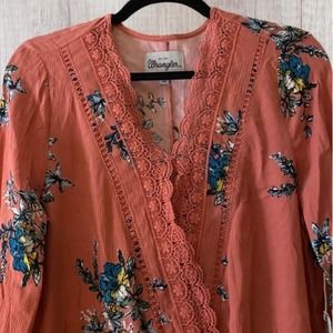 WRANGLER Floral Lace Trim Wrap Blouse, size M